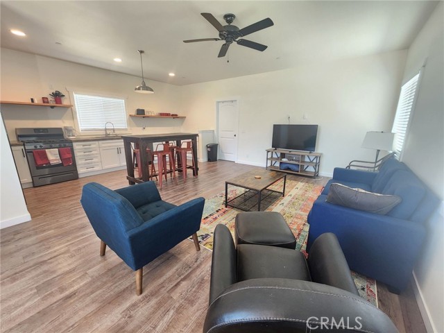 Detail Gallery Image 4 of 9 For 6658 National Park Dr #3,  Twentynine Palms,  CA 92277 - 1 Beds | 1 Baths