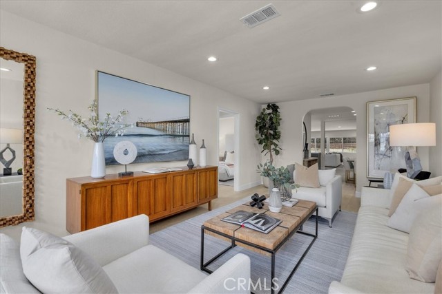 11927 Beatrice Street, Culver City CA: https://media.crmls.org/medias/b83db860-078f-4cc5-a9f9-f8c37576706b.jpg