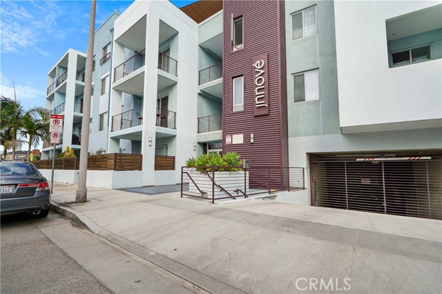 Detail Gallery Image 1 of 1 For 13337 Beach Ave #205,  Marina Del Rey,  CA 90292 - 2 Beds | 2 Baths