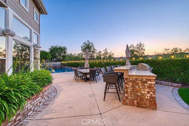 5 Kennedy Court, Coto de Caza CA: https://media.crmls.org/medias/b83e8e89-4c09-496b-b2ff-0e900a436c39.jpg