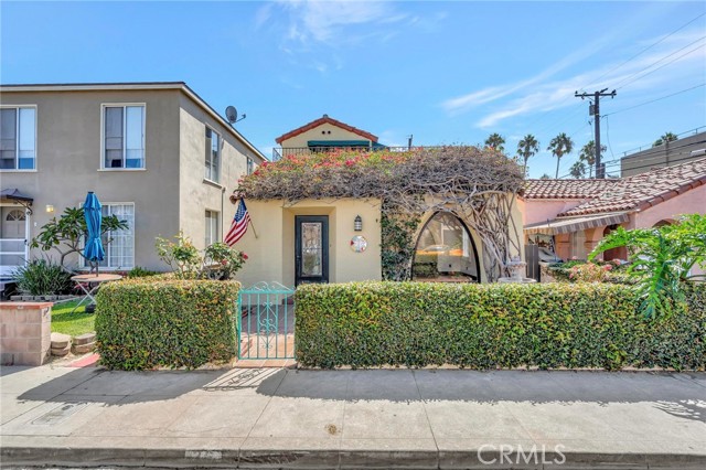 26 La Verne Ave, Long Beach, CA 90803