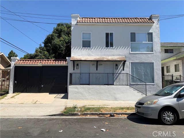 Detail Gallery Image 2 of 24 For 1209 W 40th Pl, Los Angeles,  CA 90037 - 2 Beds | 1 Baths