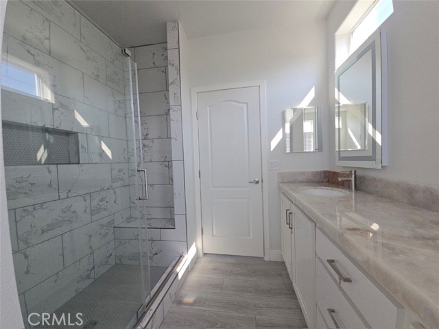 21500 Lassen, Chatsworth CA: https://media.crmls.org/medias/b83fd8c5-e1d2-4d82-8c82-b4bfedefbcef.jpg