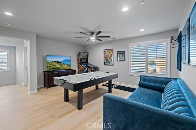 Detail Gallery Image 32 of 59 For 4729 Magnum Way, Jurupa Valley,  CA 91752 - 6 Beds | 4/1 Baths