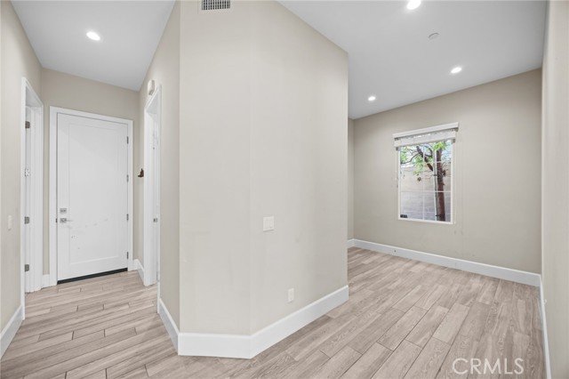 Detail Gallery Image 4 of 40 For 141 Donati, Irvine,  CA 92602 - 4 Beds | 3 Baths