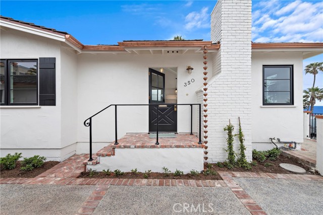 350 Cliff, Laguna Beach CA: https://media.crmls.org/medias/b8418ba5-9a63-4291-9029-4288a71d7b1e.jpg