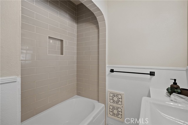 Detail Gallery Image 32 of 54 For 13707 Philadelphia, Whittier,  CA 90601 - 2 Beds | 2 Baths