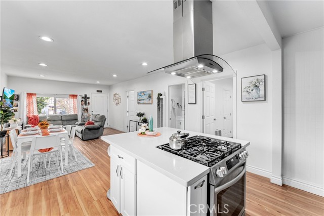 Detail Gallery Image 15 of 39 For 22419 Horst Ave, Hawaiian Gardens,  CA 90716 - 4 Beds | 2 Baths