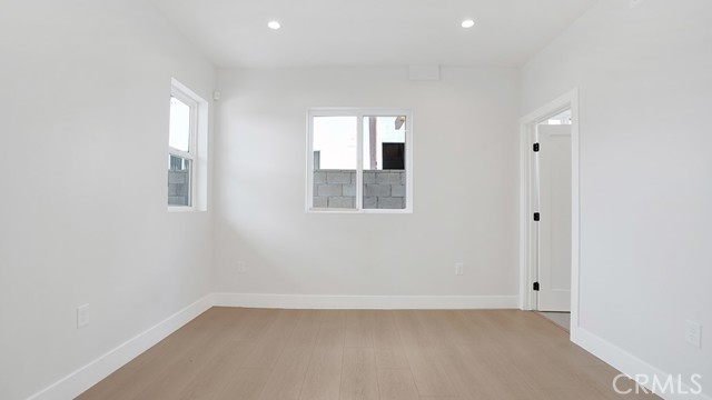 Detail Gallery Image 4 of 35 For 1213 N. Kingsley Dr #1213 1/2,  Los Angeles,  CA 90029 - 4 Beds | 4 Baths