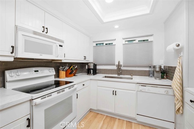 Detail Gallery Image 16 of 60 For 2118 via Puerta #D, Laguna Woods,  CA 92637 - 2 Beds | 2 Baths