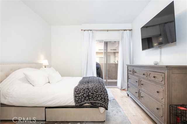 Detail Gallery Image 14 of 26 For 19350 Sherman #124,  Reseda,  CA 91335 - 1 Beds | 1 Baths