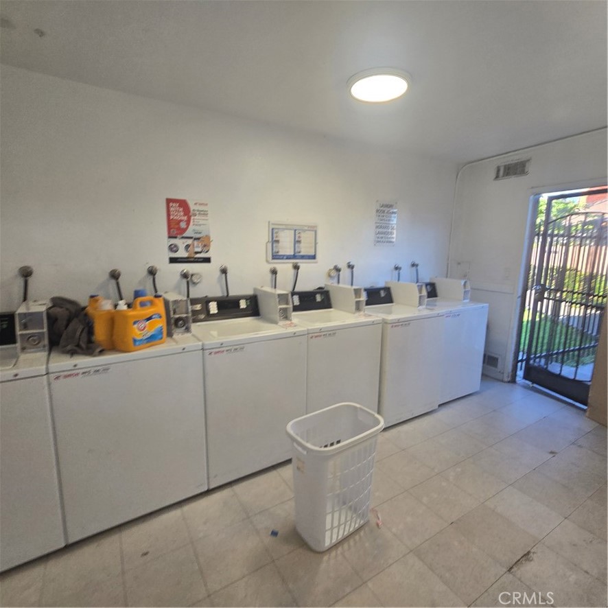 B844cc5d A2d0 4d80 A375 F2a384b3d96d