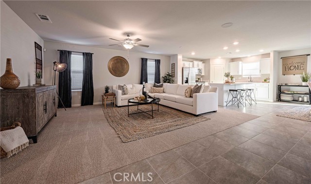 Detail Gallery Image 8 of 18 For 4723 Jema Way #8 B1,  Merced,  CA 95348 - 4 Beds | 3 Baths