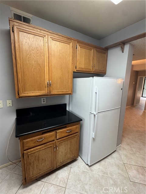 Detail Gallery Image 5 of 20 For 2538 W Macarthur #E,  Santa Ana,  CA 92704 - 2 Beds | 2 Baths