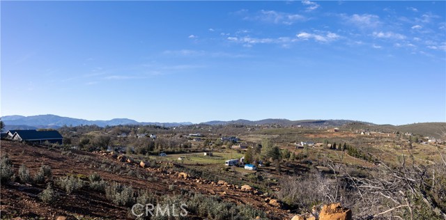 21541 Yankee Valley Road, Hidden Valley Lake CA: https://media.crmls.org/medias/b84571ae-713a-416c-b0df-33d5f2a57c9b.jpg