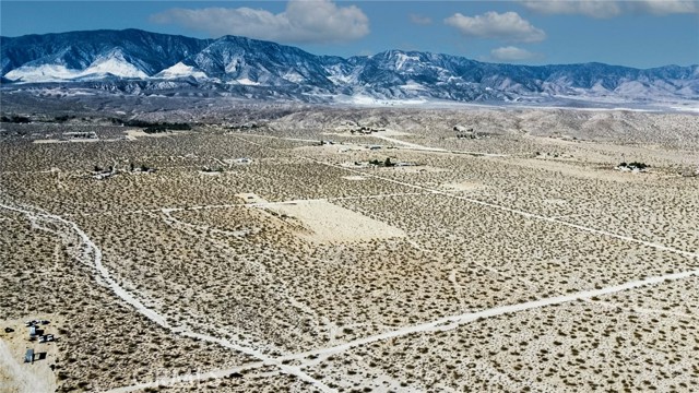 0 Woodland Street, Lucerne Valley CA: https://media.crmls.org/medias/b84580b1-9bbd-4866-bf57-5c1592627b5f.jpg