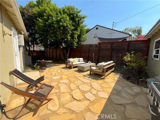 4574 Whaley Avenue, Long Beach CA: https://media.crmls.org/medias/b846404b-fd64-4b82-8255-5196ba37e166.jpg