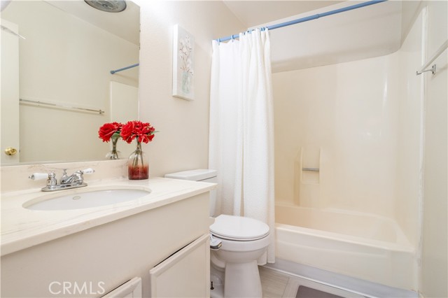 Detail Gallery Image 18 of 34 For 10125 De Soto #45,  Chatsworth,  CA 91311 - 3 Beds | 3 Baths