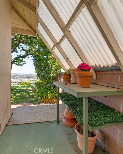 4501 Paseo De Las Tortugas, Torrance CA: https://media.crmls.org/medias/b8484e82-5ffe-4efb-b2f1-9f82c4bce369.jpg