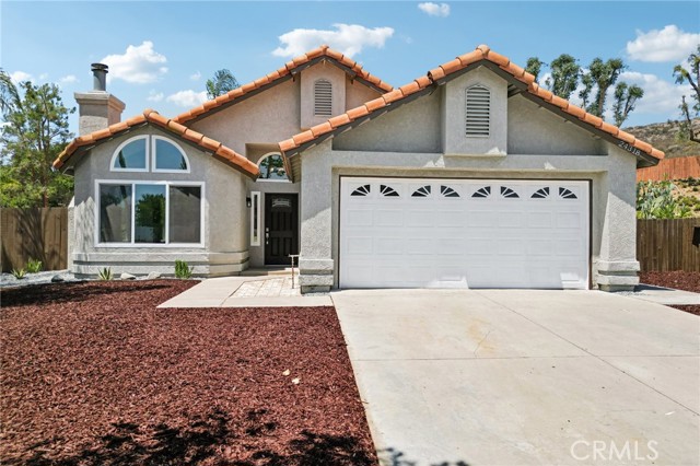 24318 Via Las Junitas, Murrieta CA: https://media.crmls.org/medias/b849036d-dba2-498e-887f-43cb6d30ef0b.jpg