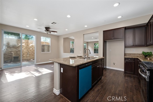 Detail Gallery Image 14 of 59 For 12584 Montaivo Ln, Corona,  CA 91752 - 4 Beds | 2/1 Baths