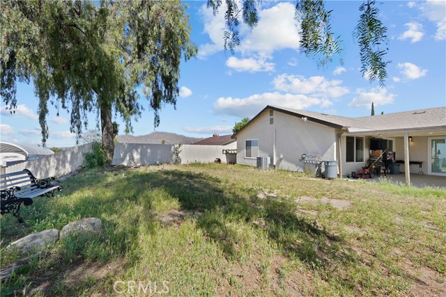 Detail Gallery Image 12 of 14 For 24811 Sundial Way, Moreno Valley,  CA 92557 - 4 Beds | 2 Baths
