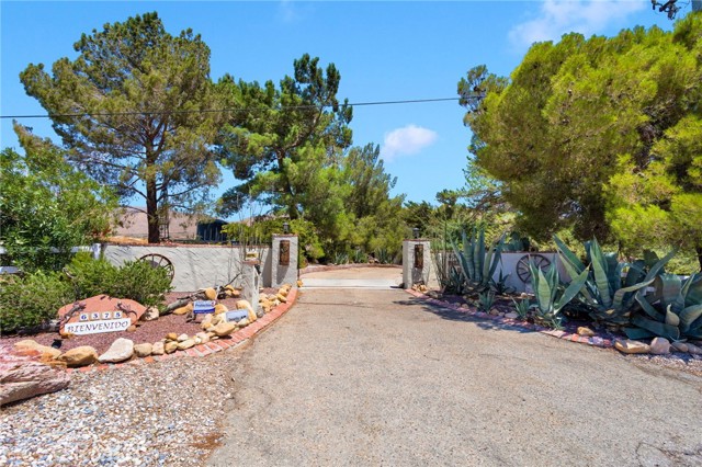 6375 Arrowhead Lake Road, Hesperia CA: https://media.crmls.org/medias/b84b6a32-a6ae-4986-af02-94e9a4937e09.jpg