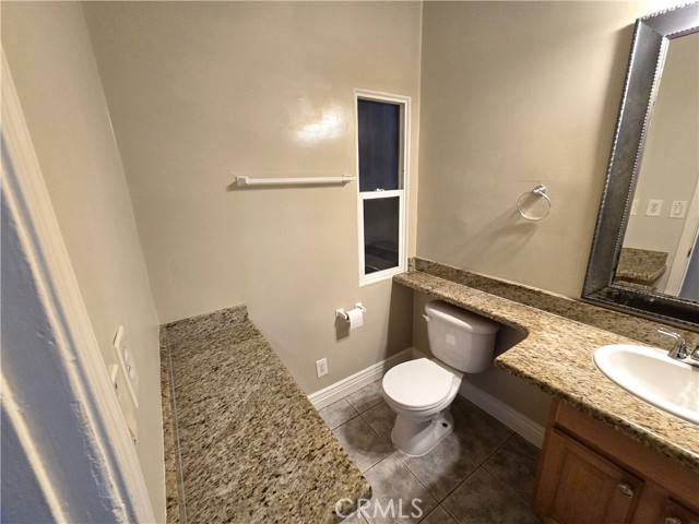 Detail Gallery Image 18 of 24 For 251 N Kenmore Ave #2,  Los Angeles,  CA 90004 - 2 Beds | 1 Baths