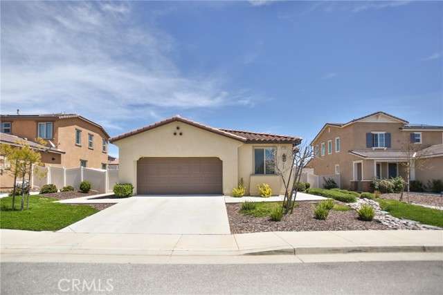 Detail Gallery Image 3 of 41 For 1736 Arcus Ct, Beaumont,  CA 92223 - 4 Beds | 2 Baths