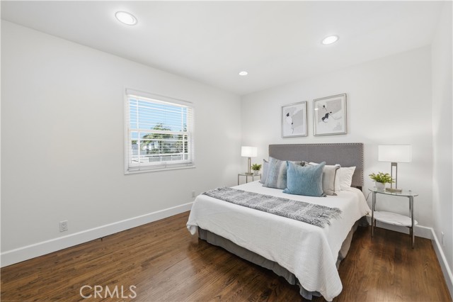 Detail Gallery Image 19 of 49 For 1808 Manzanita Lane, Manhattan Beach,  CA 90266 - 5 Beds | 3 Baths