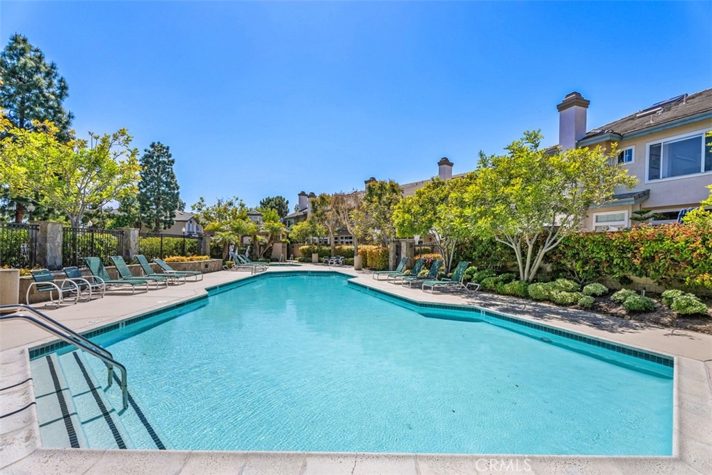 MLS #OC25261824 image #35