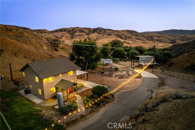 30300 Live Oak Canyon Road, Redlands CA: https://media.crmls.org/medias/b84de906-b409-4c91-b179-4cd17620ae65.jpg