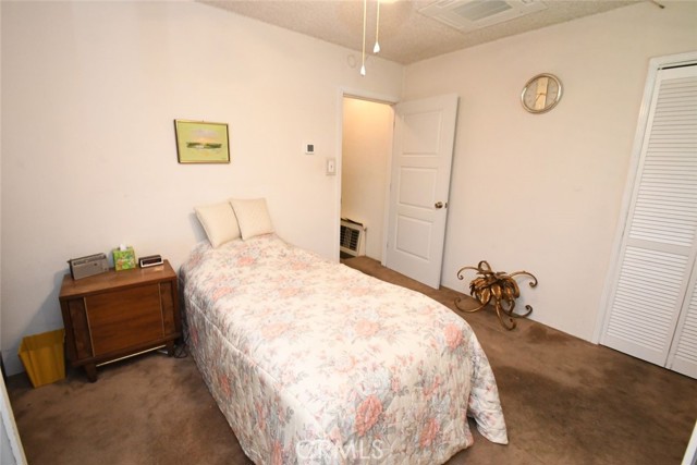 Detail Gallery Image 15 of 27 For 1848 Elmfield Ave, Long Beach,  CA 90815 - 2 Beds | 1/1 Baths