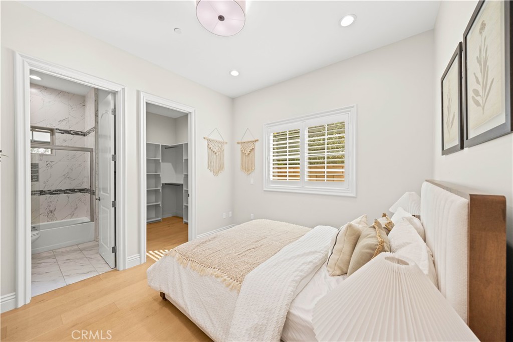 MLS #OC25239686 image #21