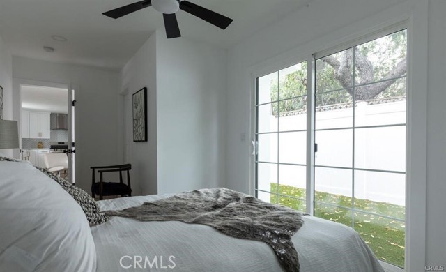 Detail Gallery Image 9 of 12 For 12812 W Greene, Los Angeles,  CA 90066 - 2 Beds | 2 Baths