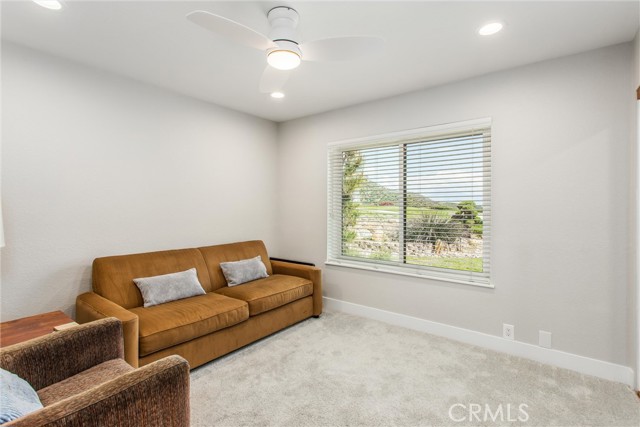 13046 Oak Crest Drive, Yucaipa CA: https://media.crmls.org/medias/b84f9811-5641-4966-a308-cbcc0920da81.jpg