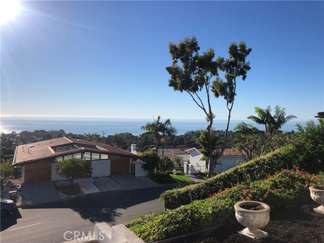 1137 Via Zumaya, Palos Verdes Estates, California 90274, 6 Bedrooms Bedrooms, ,3 BathroomsBathrooms,Residential,Sold,Via Zumaya,SB21239144