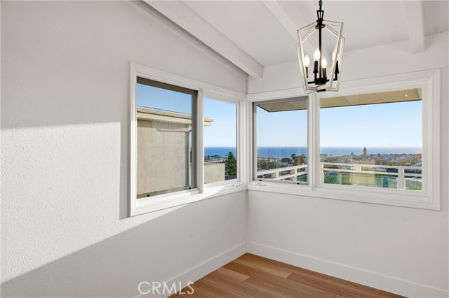 Detail Gallery Image 17 of 23 For 424 Mendoza Ter, Corona Del Mar,  CA 92625 - 3 Beds | 6 Baths