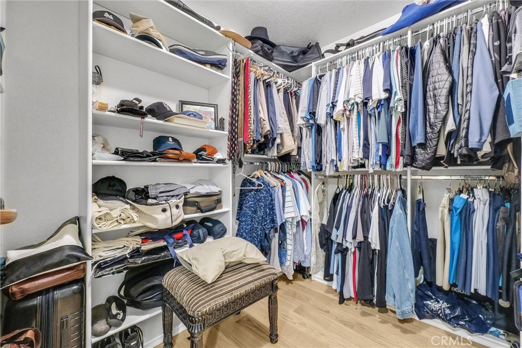 MLS #WS25164449 img 33