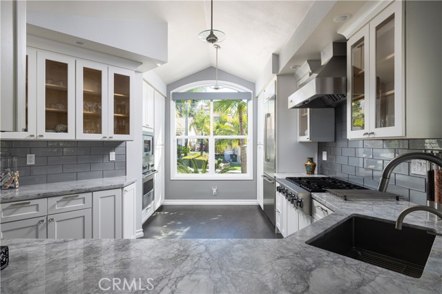 Detail Gallery Image 8 of 39 For 21195 Whitebark, Mission Viejo,  CA 92692 - 3 Beds | 2 Baths