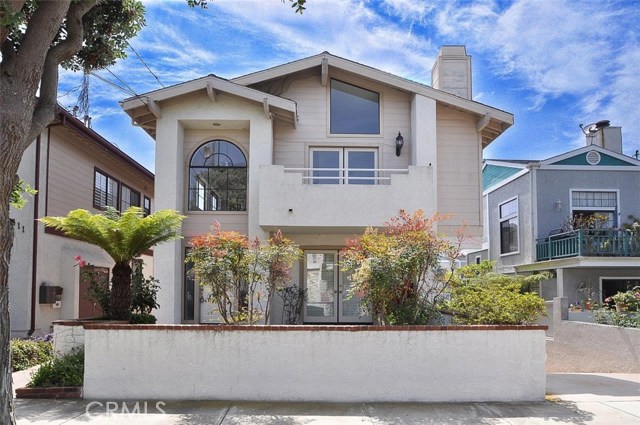 109 Guadalupe Avenue, Redondo Beach, California 90277, 4 Bedrooms Bedrooms, ,2 BathroomsBathrooms,Residential,Sold,Guadalupe,PV17120512