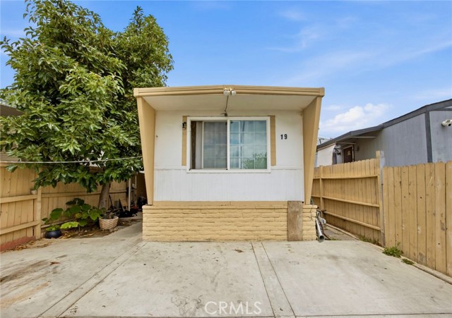 Front Image Thumbnail for CRDW26119909