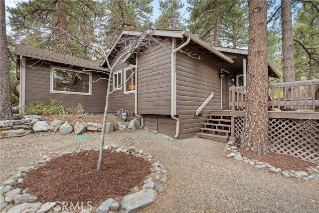 Detail Gallery Image 6 of 39 For 993 Partridge Rd, Wrightwood,  CA 92397 - 2 Beds | 2 Baths