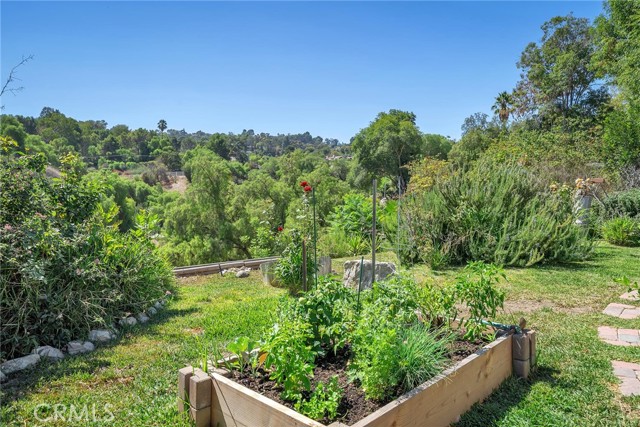 12 Pony Lane, Rolling Hills Estates, California 90274, 3 Bedrooms Bedrooms, ,2 BathroomsBathrooms,Residential,Sold,Pony,SB21215707