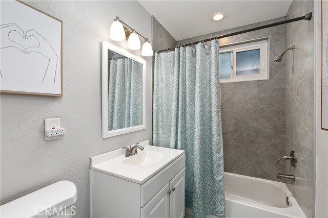 Detail Gallery Image 28 of 37 For 750 N Ivescrest Ave, Covina,  CA 91724 - 4 Beds | 2 Baths