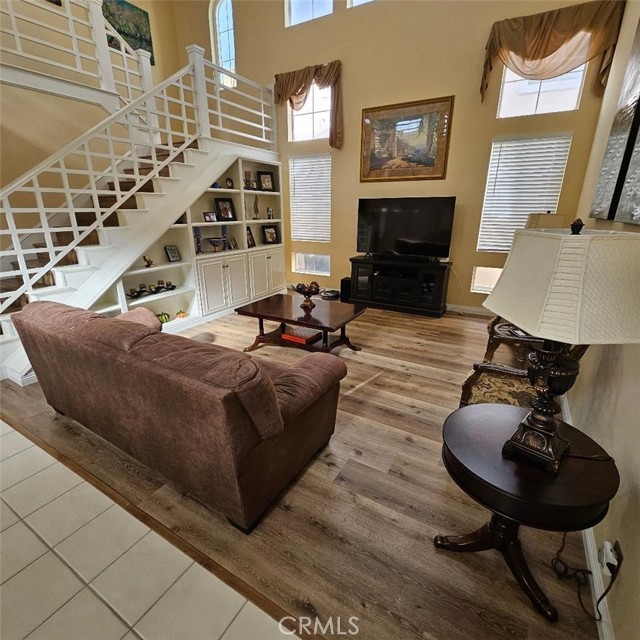 Detail Gallery Image 12 of 38 For 44 Blanco, Lake Forest,  CA 92610 - 4 Beds | 3 Baths