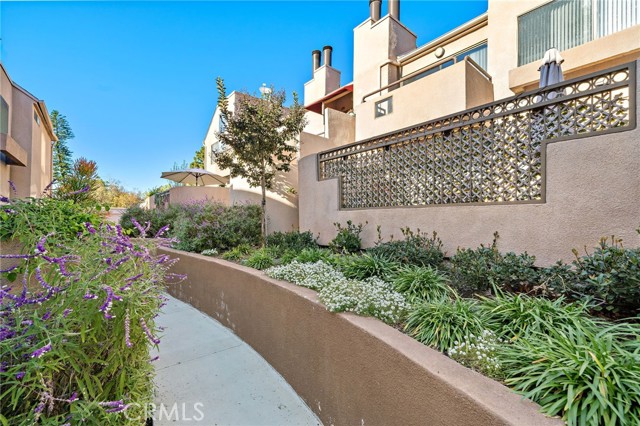 25761 Le Parc, Lake Forest CA: https://media.crmls.org/medias/b857118e-a574-41fc-8491-d940cd531e18.jpg