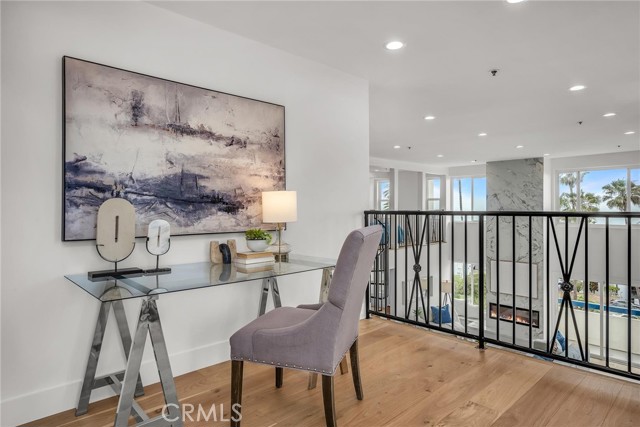 200 S Catalina Avenue, Redondo Beach CA: https://media.crmls.org/medias/b8571b12-6108-4a9c-b850-4c7a19de5cf9.jpg