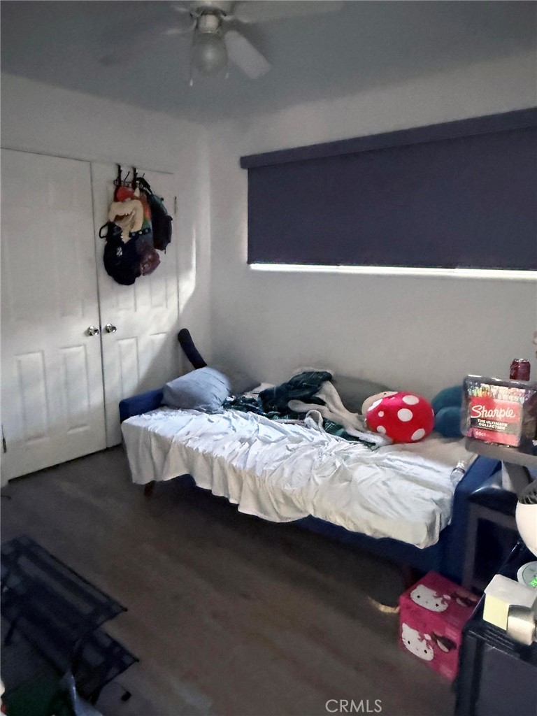 https://media.crmls.org/medias/b857ff08-9de6-4253-a9c4-b11d070c227e.jpg?preset=X-Large
