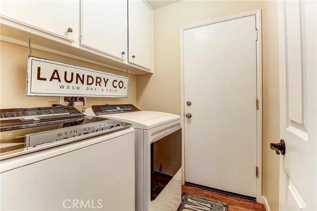 18687 Chickory Drive, Riverside CA: https://media.crmls.org/medias/b858b269-61d7-46c9-a40f-d687c14a38c2.jpg